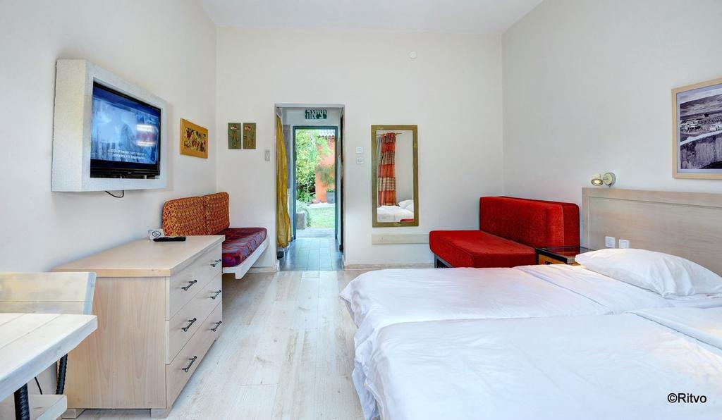 Ashdot Yaacov Ichud Kibbutz Country Lodging Extérieur photo