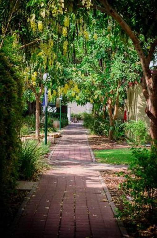 Ashdot Yaacov Ichud Kibbutz Country Lodging Extérieur photo