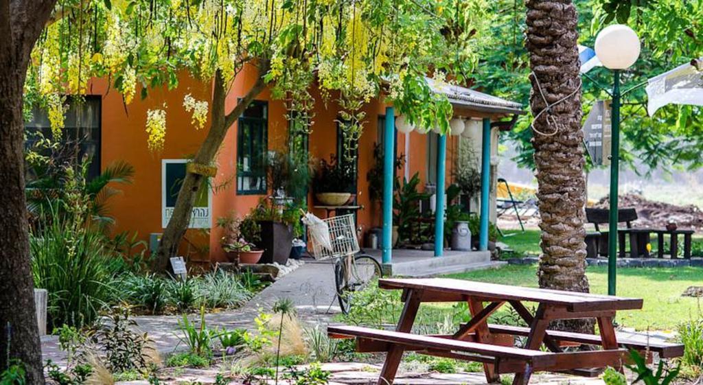 Ashdot Yaacov Ichud Kibbutz Country Lodging Extérieur photo